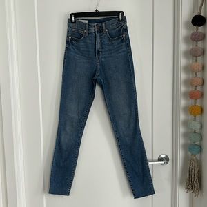 GAP sky high true skinny